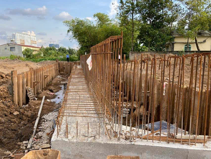 Cơ quan CSĐT Công an tỉnh Bình Dương ra thông báo kết thúc điều tra vụ án hình sự xảy ra dự án Khu nhà ở Công ty Phú Quang. Cơ quan CSĐT Công an tỉnh Bình Dương ra thông báo kết thúc điều tra vụ án hình sự xảy ra dự án Khu nhà ở Công ty Phú Quang.