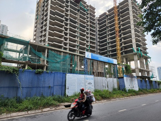 HoREA dự báo thị trường bất động sản TPHCM và cả nước năm 2025 vẫn còn nhiều khó khăn. HoREA dự báo thị trường bất động sản TPHCM và cả nước năm 2025 vẫn còn nhiều khó khăn.