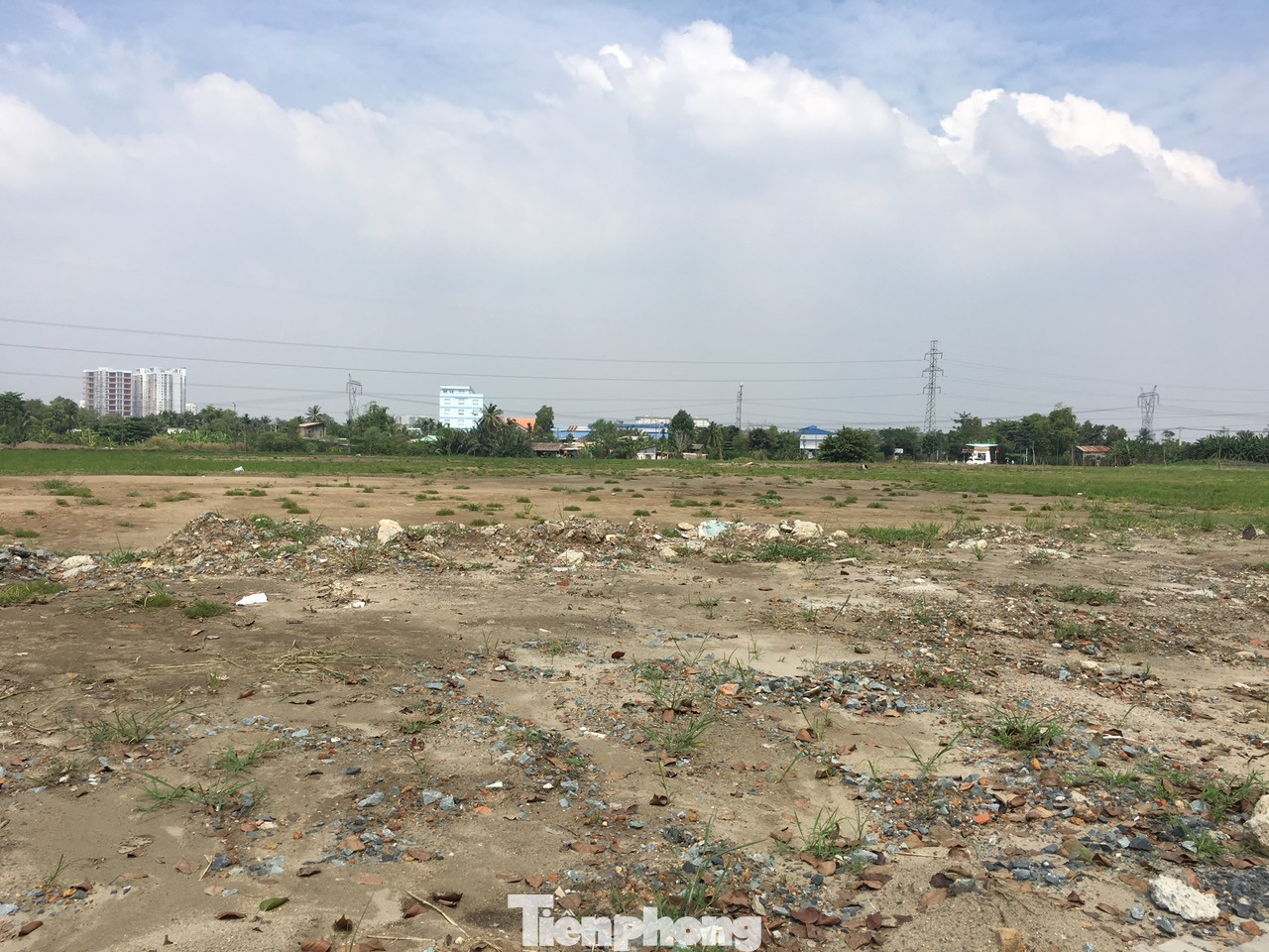 Nhiều cơ quan thuế lo ngại sẽ bị cho là làm thất thoát ngân sách nên không dám xác định nghĩa vụ tài chính khi người dân chuyển mục đích sử dụng đất.