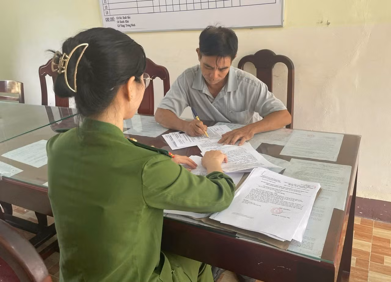 Đối tượng Nguyễn Thanh Huy tại cơ quan công an.
