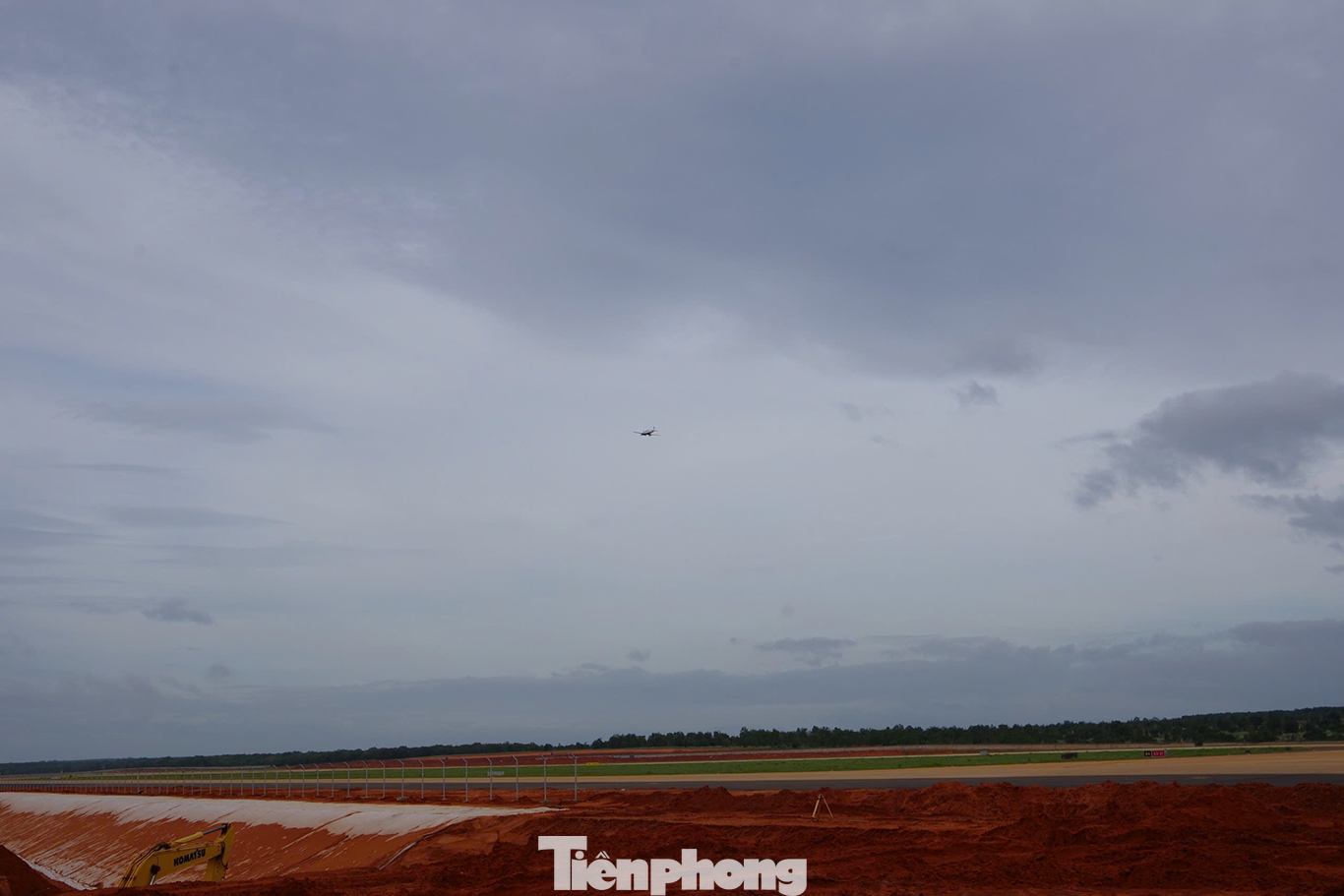 Máy bay cất cánh huấn luyện. Máy bay cất cánh huấn luyện.