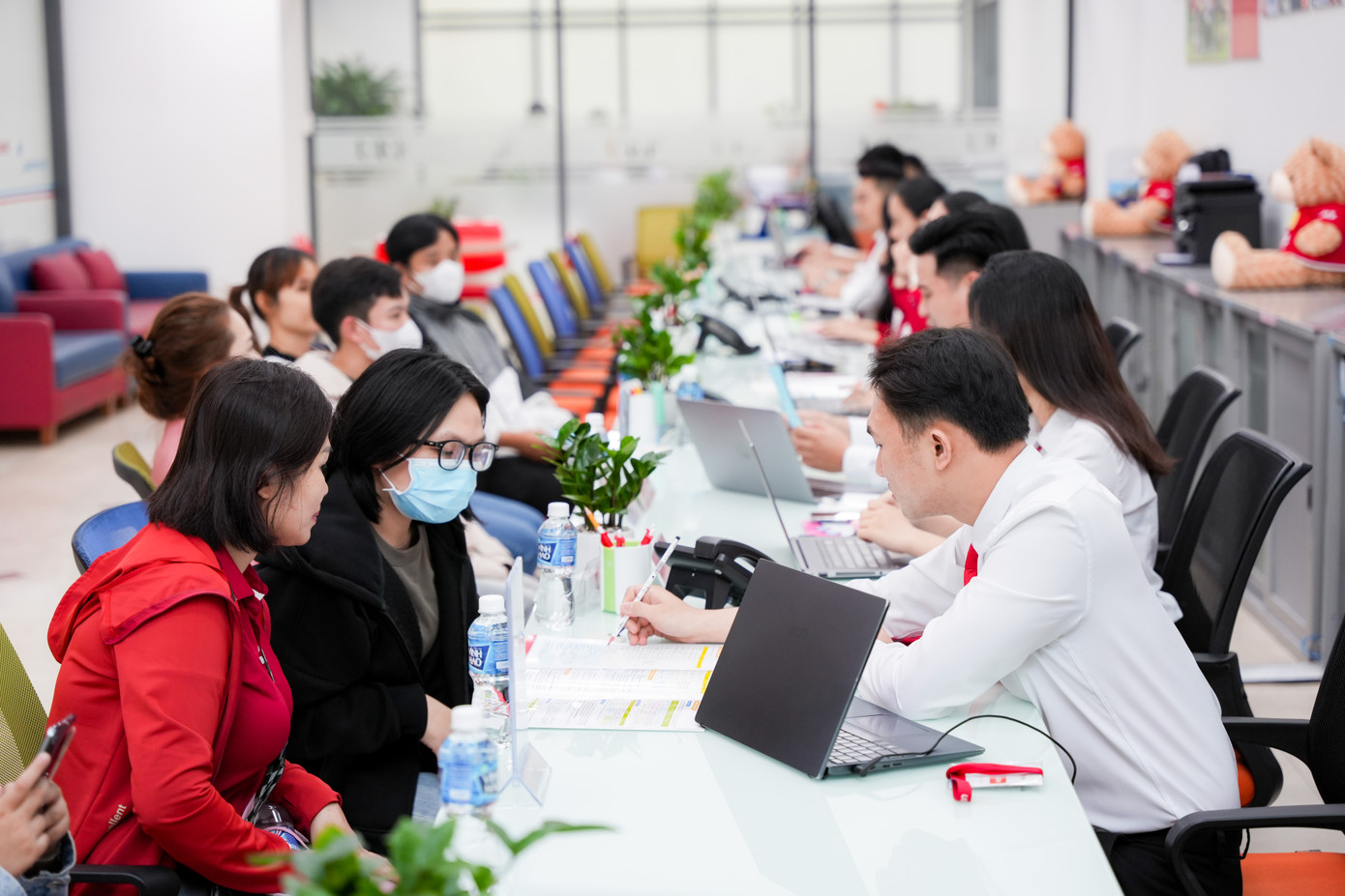 Ngưỡng đảm bảo chất lượng đầu vào (điểm sàn xét tuyển) theo phương thức xét điểm thi tốt nghiệp THPT 2024 ở nhiều trường đại học tăng nhẹ.