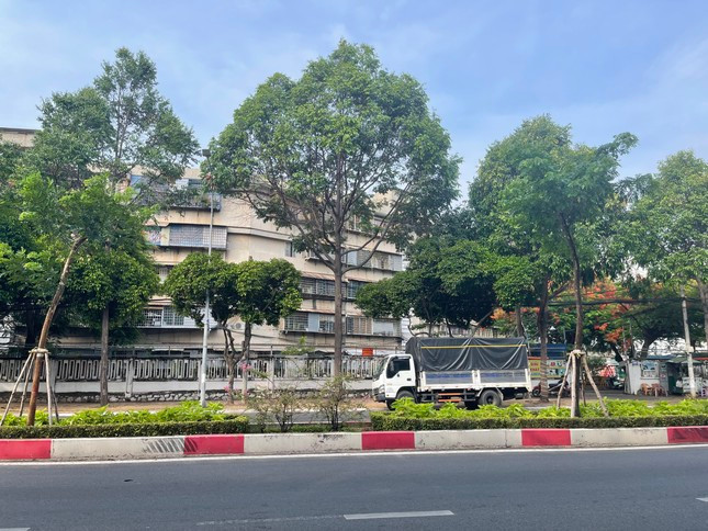 Khu nhà tập thể số 284 (đường Nguyễn An Ninh, phường 7, TP Vũng Tàu, tỉnh Bà Rịa - Vũng Tàu). Khu nhà tập thể số 284 (đường Nguyễn An Ninh, phường 7, TP Vũng Tàu, tỉnh Bà Rịa - Vũng Tàu).