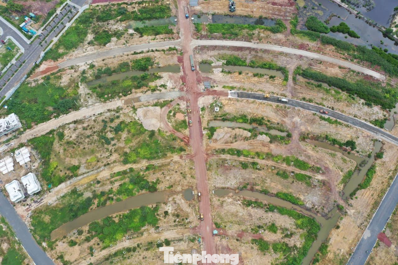 Cục Thuế đề xuất UBND TPHCM tổ chức cuộc họp để giải quyết hồ sơ đất đai phát sinh từ ngày 1/8. Cục Thuế đề xuất UBND TPHCM tổ chức cuộc họp để giải quyết hồ sơ đất đai phát sinh từ ngày 1/8.