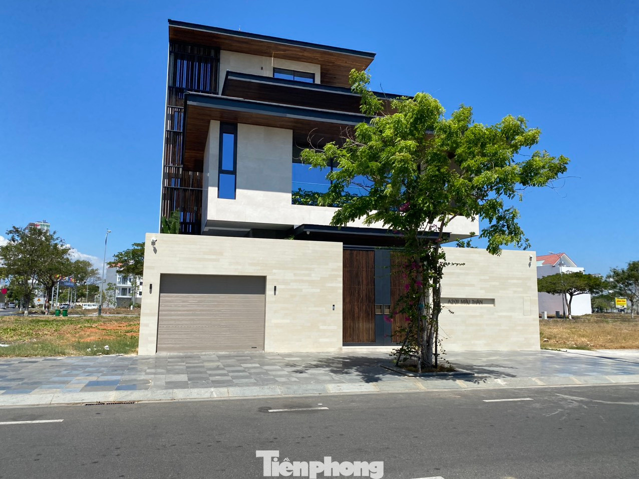 Sau đó, Rạng Đông có văn bản đề nghị UBND tỉnh Bình Thuận cho chuyển đổi sang đất ở đô thị và được đồng ý.