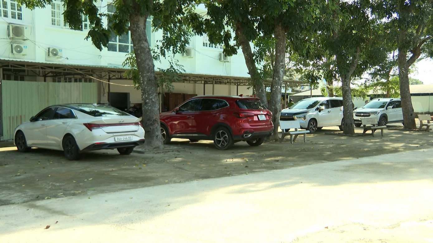 Một số xe được Công an huyện Hàm Thuận Nam thu hồi.