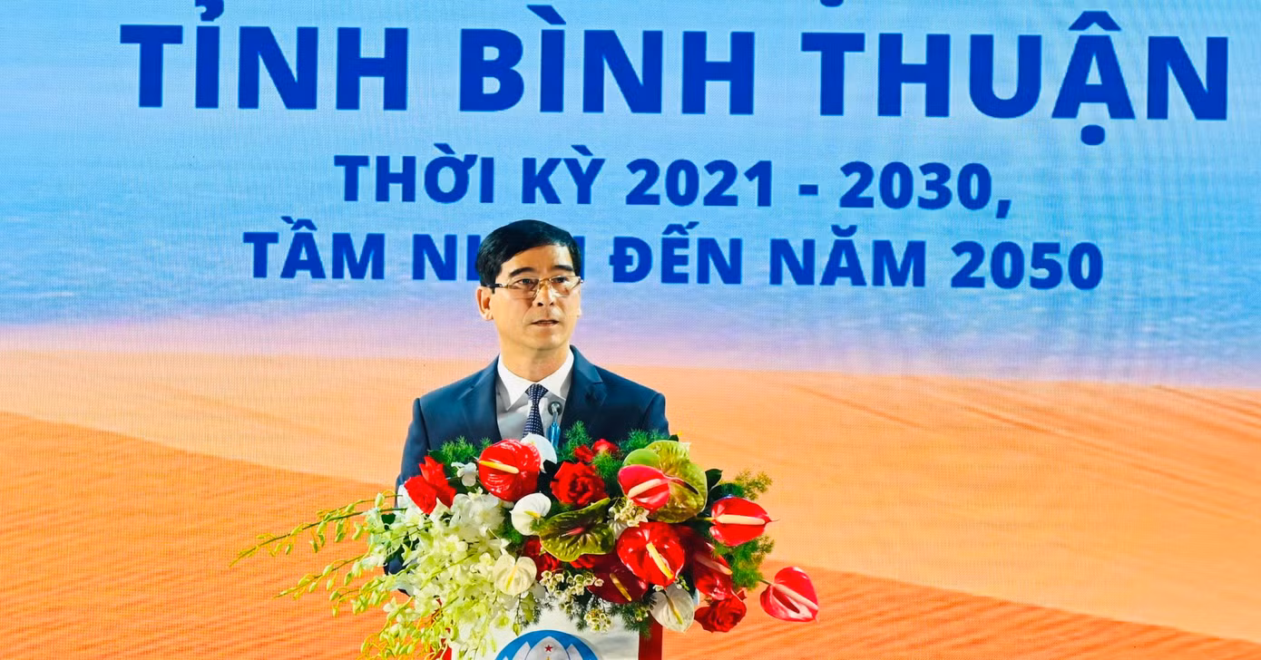 Ông Dương Văn An - Bí thư Tỉnh ủy Bình Thuận phát biểu tại buổi lễ. Ảnh: Báo Bình Thuận.