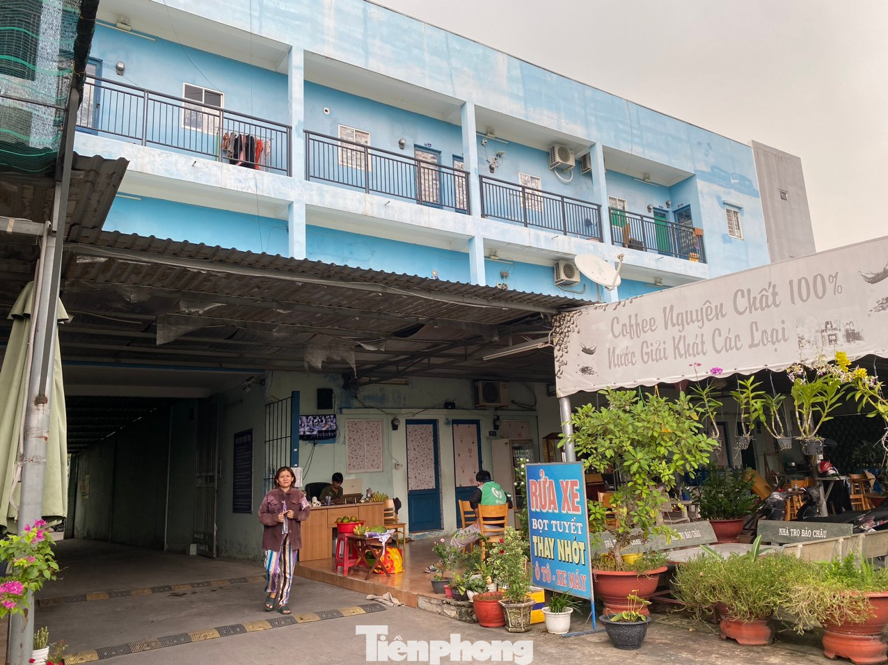 Một dãy nhà trọ cho thuê ở quận Bình Tân, TPHCM. Một dãy nhà trọ cho thuê ở quận Bình Tân, TPHCM.