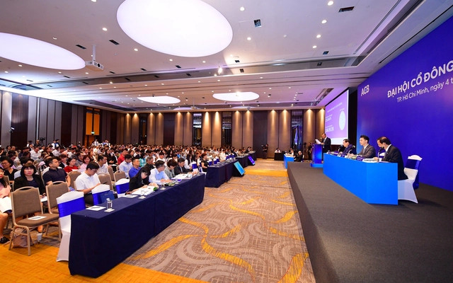 ACB đặt mục tiêu dư nợ cho vay khách hàng tăng 14% lên 555.866 tỷ đồng.