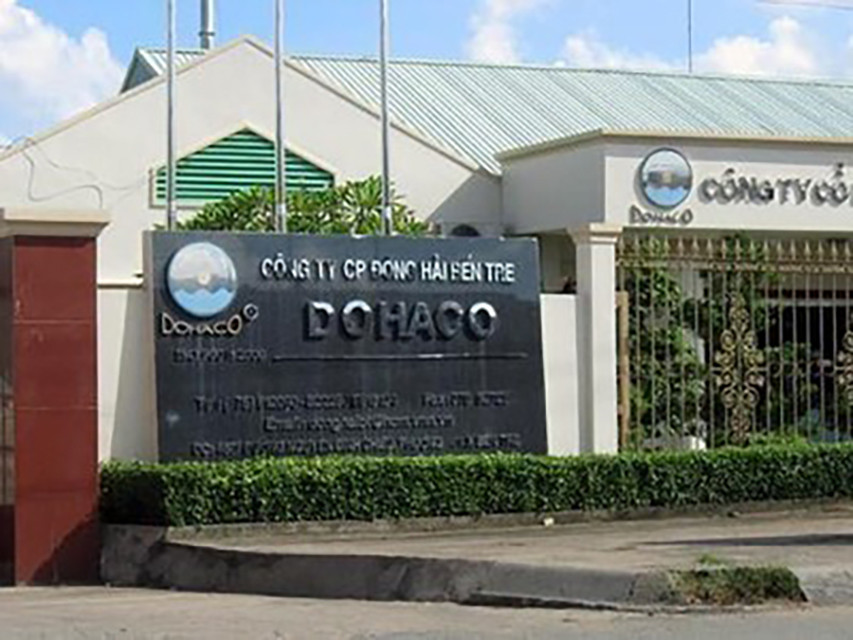 Lãnh đạo Công ty CP Đông Hải Bến Tre thoái vốn, không còn là cổ đông lớn. Lãnh đạo Công ty CP Đông Hải Bến Tre thoái vốn, không còn là cổ đông lớn.