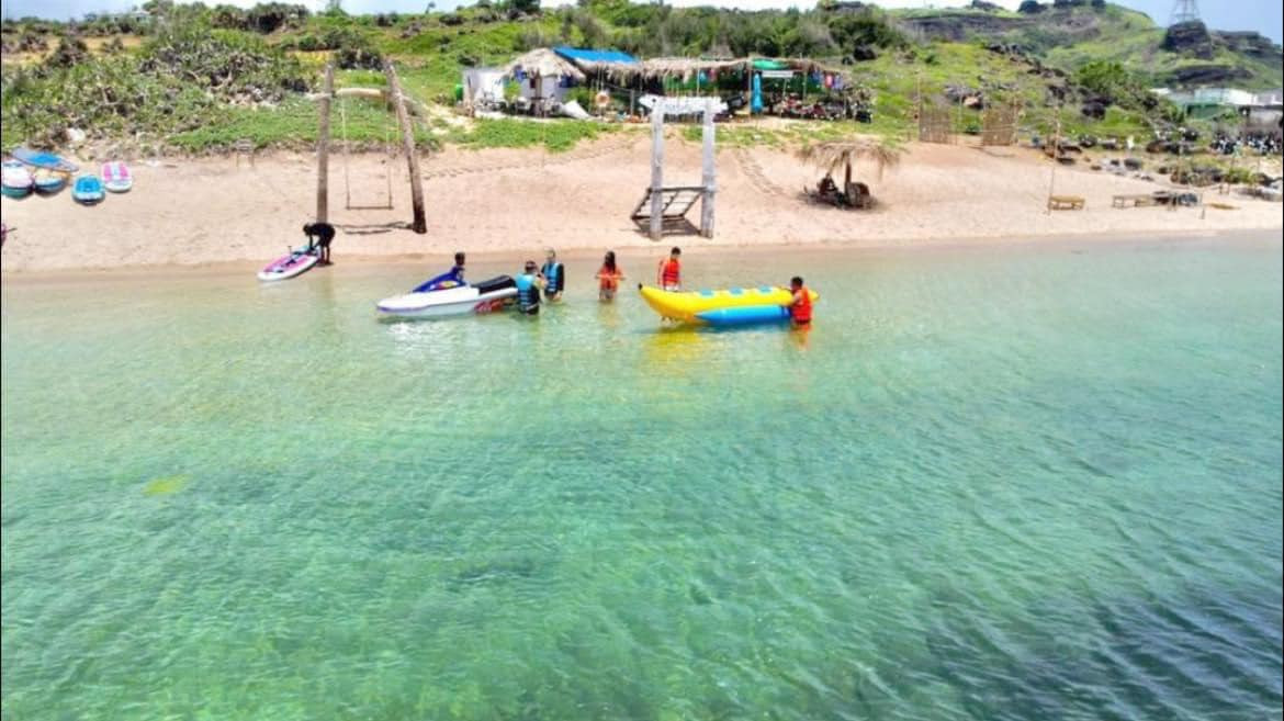 Dịch vụ du lịch được kỳ vọng sẽ thu hút du khách trong kỳ nghỉ lễ lớn sắp tới. Dịch vụ du lịch được kỳ vọng sẽ thu hút du khách trong kỳ nghỉ lễ lớn sắp tới.