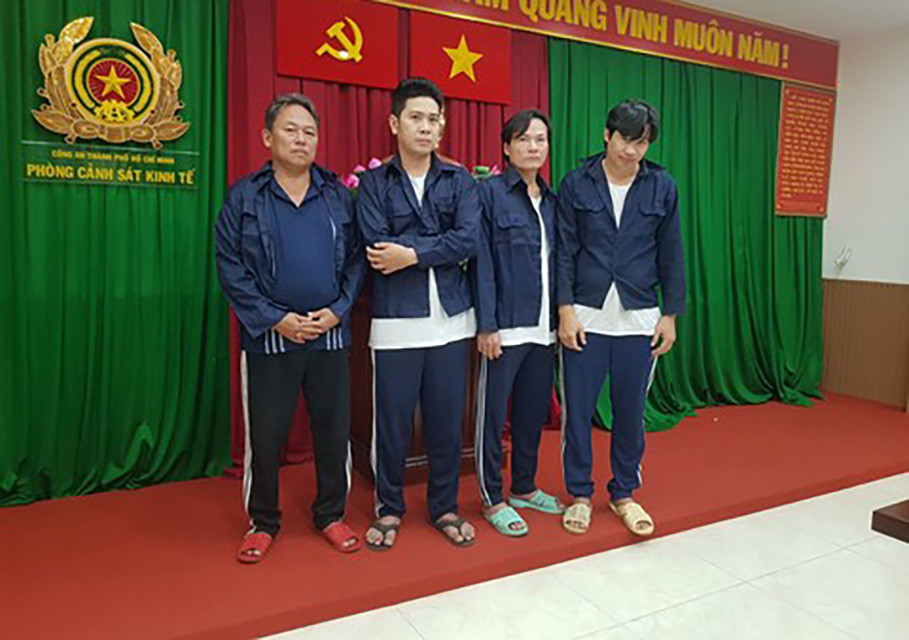 Từ trái qua: Lê Minh Thuận, Nguyễn Huy Phương, Lê Tấn Hòa, Lê Văn Phước đã bị khởi tố. Từ trái qua: Lê Minh Thuận, Nguyễn Huy Phương, Lê Tấn Hòa, Lê Văn Phước đã bị khởi tố.