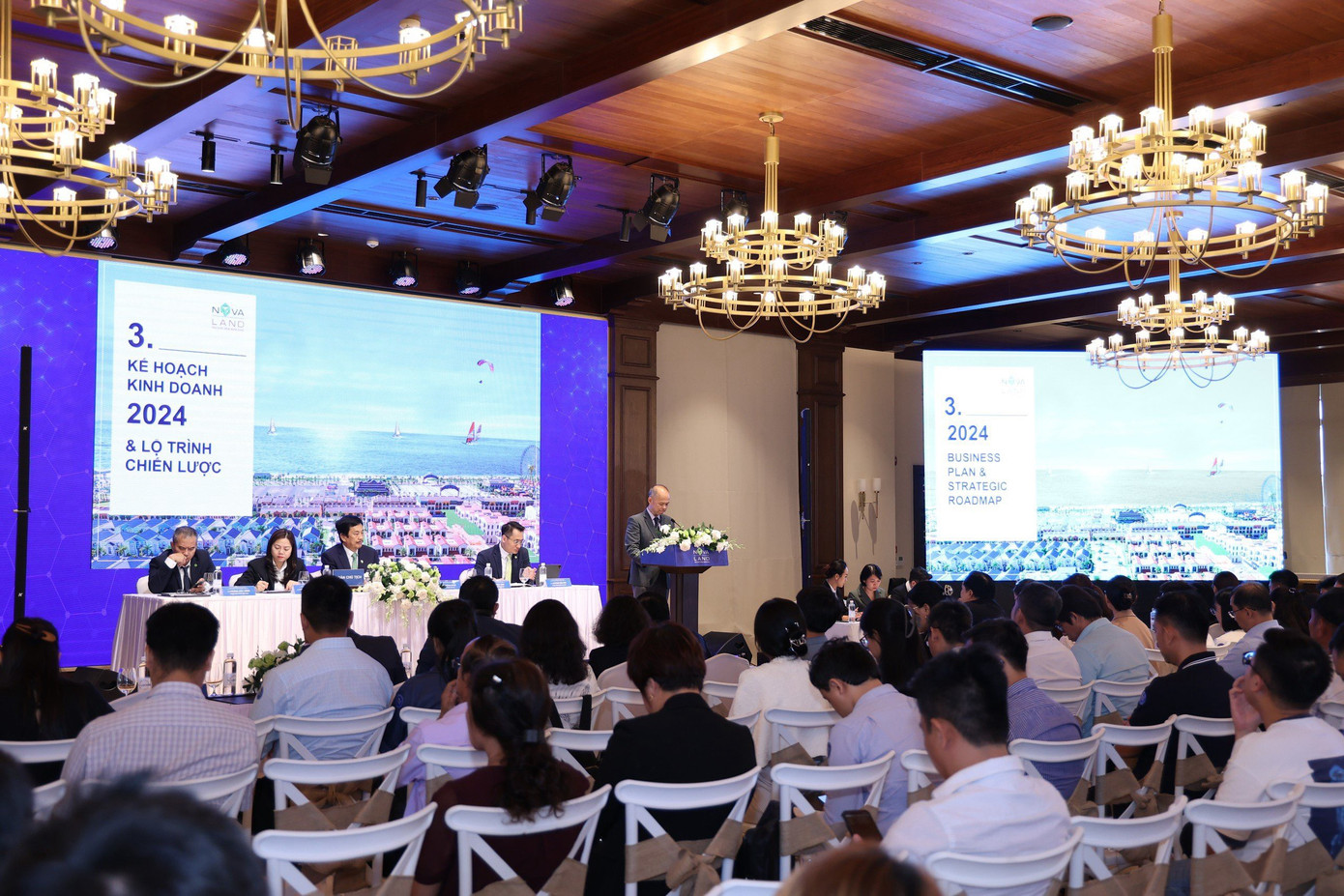 Năm qua, Novaland đã giảm nợ vay khoảng 7.156 tỷ đồng so với năm 2022. Năm qua, Novaland đã giảm nợ vay khoảng 7.156 tỷ đồng so với năm 2022.