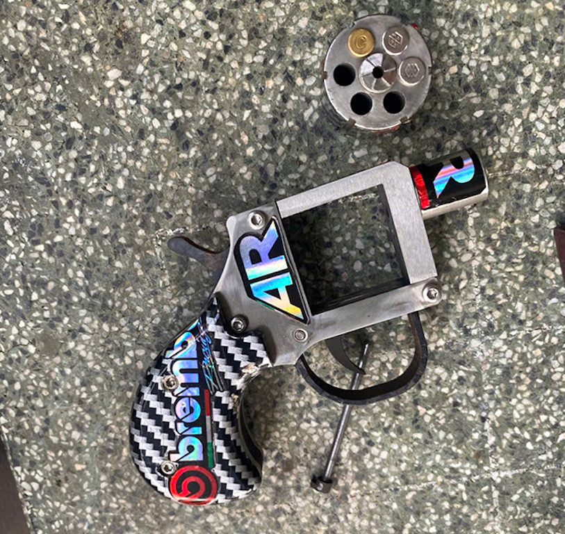 Tang vật thu giữ.