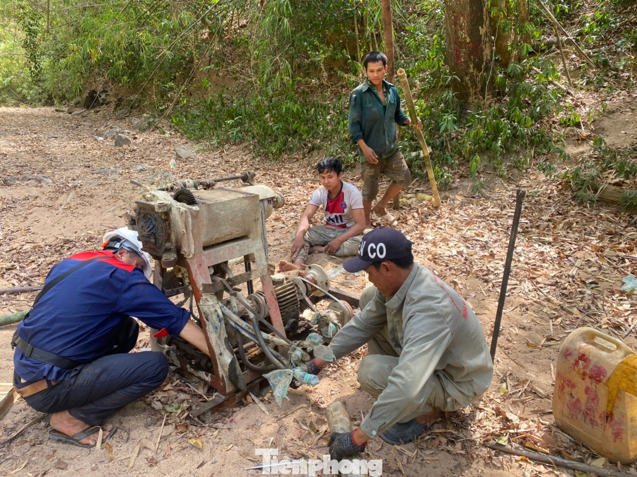 Hiện tại, chủ đầu tư dự án hồ chứa nước Ka-Pét đang khoan thăm dò địa chất. Hiện tại, chủ đầu tư dự án hồ chứa nước Ka-Pét đang khoan thăm dò địa chất.