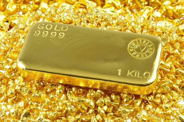 Ngân hàng UOB vẫn lạc quan về vàng và nâng dự báo lên 2.700 USD/oz cho quý IV năm nay. Ngân hàng UOB vẫn lạc quan về vàng và nâng dự báo lên 2.700 USD/oz cho quý IV năm nay.