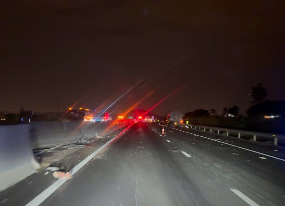 Hiện trường vụ tai nạn. Hiện trường vụ tai nạn.