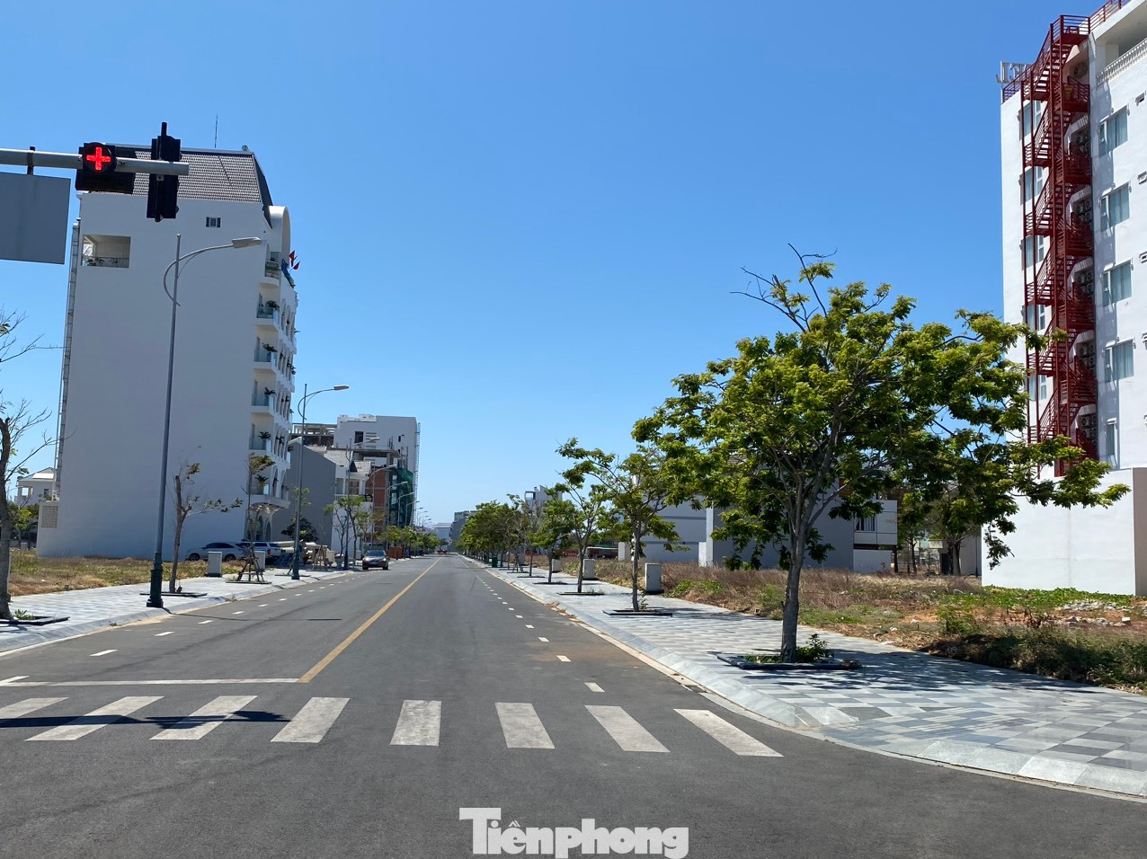 Nhiều biệt thự, nhà phố, khách sạn đã mọc lên ở dự án Khu đô thị du lịch biển Phan Thiết.