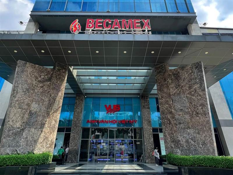 Becamex IDC đã huy động được khoảng 1.300 tỷ đồng trái phiếu trong 2 tháng. Becamex IDC đã huy động được khoảng 1.300 tỷ đồng trái phiếu trong 2 tháng.