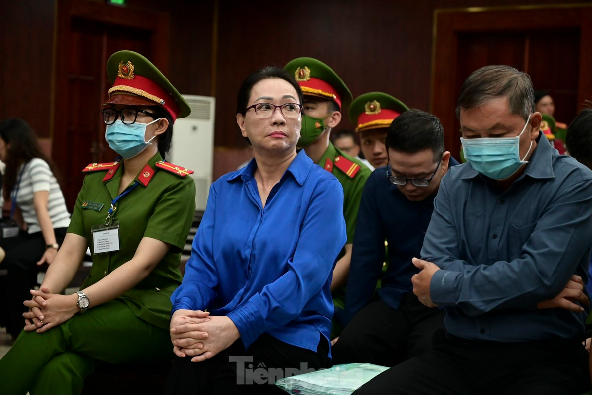 Công ty CP Đầu tư Times Square Việt Nam nộp 80 tỷ đồng khắc phục hậu quả cho bị cáo Trương Mỹ Lan.