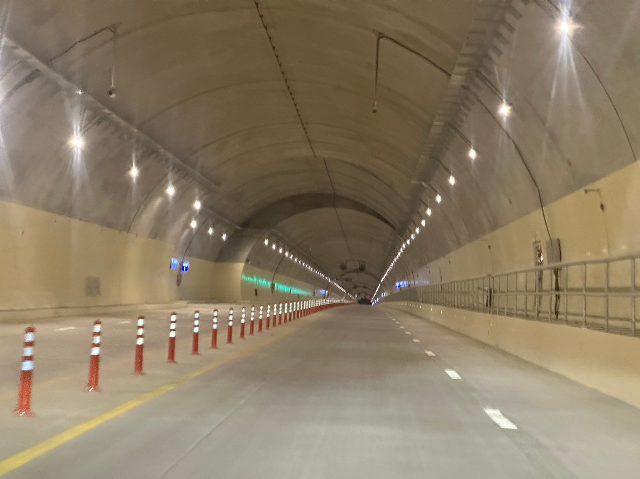 Bề rộng hầm núi Vung sau khi vận hành là 14m.