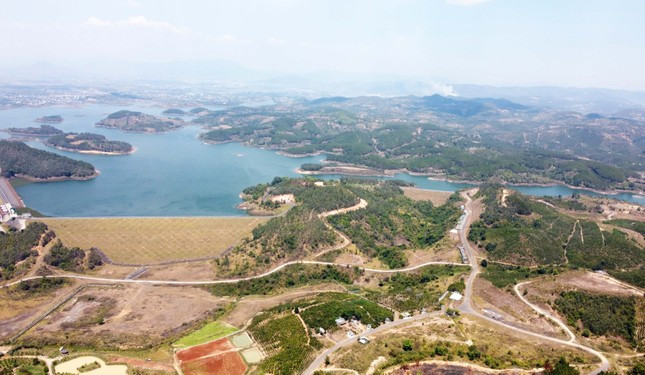 Một góc khu đất dự án Đại Ninh. Một góc khu đất dự án Đại Ninh.