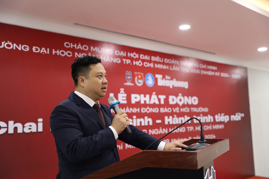 PGS. TS Nguyễn Đức Trung - Hiệu trưởng Trường Đại học Ngân hàng TP. HCM phát biểu tại chương trình.