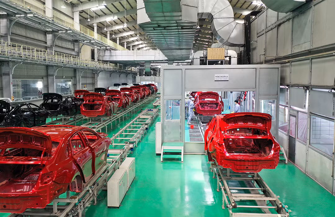 Việc giảm 50% lệ phí trước bạ đối với ô tô sản xuất, lắp ráp trong nước được đánh giá là có ảnh hưởng đến việc thực hiện nguyên tắc đối xử trong khuôn khổ WTO và các FTA. Việc giảm 50% lệ phí trước bạ đối với ô tô sản xuất, lắp ráp trong nước được đánh giá là có ảnh hưởng đến việc thực hiện nguyên tắc đối xử trong khuôn khổ WTO và các FTA.
