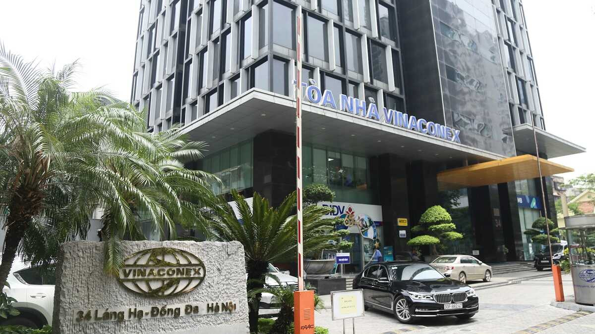 Nhóm Dragon Capital vừa chi hơn 114 tỷ đồng để sở hữu thêm 4,5 triệu cổ phiếu Vinaconex. Nhóm Dragon Capital vừa chi hơn 114 tỷ đồng để sở hữu thêm 4,5 triệu cổ phiếu Vinaconex.