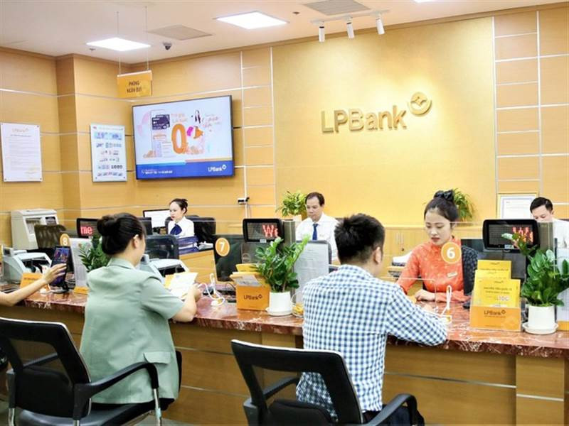 LPBank lại có xáo trộn ở thượng tầng.