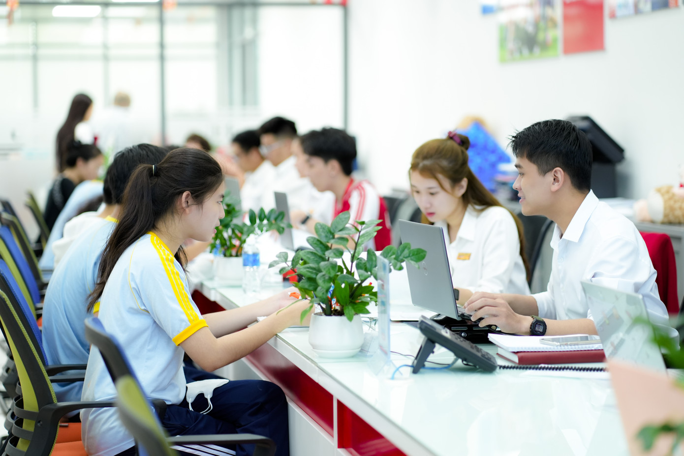 Hội đồng tuyển sinh nhiều trường đại học đã công bố điểm chuẩn xét tuyển sớm theo phương thức xét tuyển điểm thi ĐGNL ĐHQG TP. HCM. Hội đồng tuyển sinh nhiều trường đại học đã công bố điểm chuẩn xét tuyển sớm theo phương thức xét tuyển điểm thi ĐGNL ĐHQG TP. HCM.