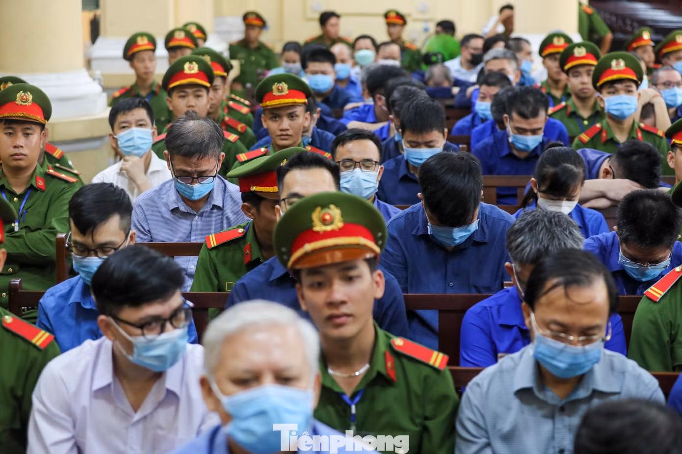 Các bị cáo trong ngày làm việc thứ ba tại phiên toà.