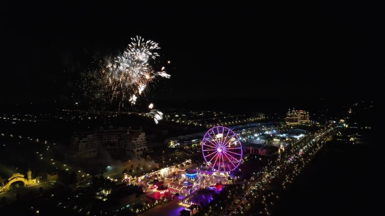 Bình Thuận tổ chức biểu diễn bắn pháo hoa nghệ thuật vào tối 2/9.