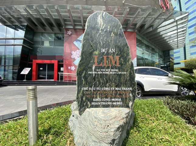 Tòa nhà Lim Tower 1 liên quan đến Hoa Lâm là 1 trong 3 khu đất vàng mà cựu Thứ trưởng Bộ Quốc phòng Nguyễn Văn Hiến dính sai phạm tại quận 1, TPHCM. Tòa nhà Lim Tower 1 liên quan đến Hoa Lâm là 1 trong 3 khu đất vàng mà cựu Thứ trưởng Bộ Quốc phòng Nguyễn Văn Hiến dính sai phạm tại quận 1, TPHCM.