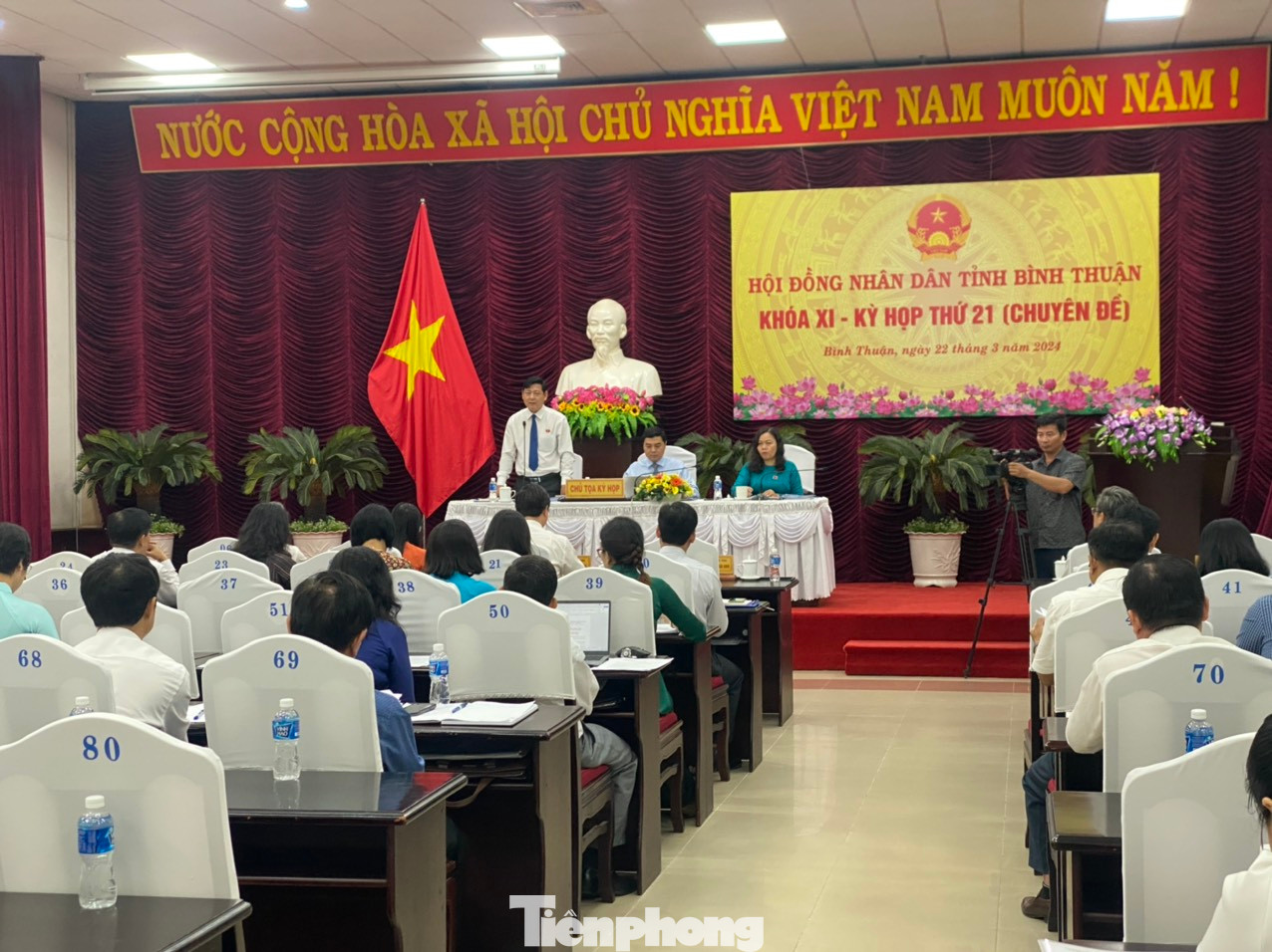 Các đại biểu HĐND tỉnh Bình Thuận khoá XI tham gia kỳ họp thứ 21 (chuyên đề) sáng 22/3.