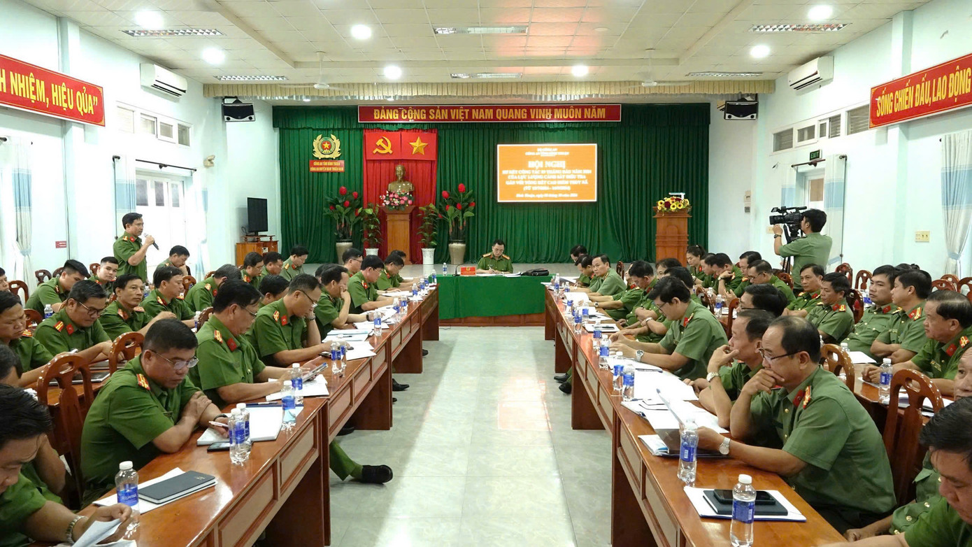 Toàn cảnh hội nghị. Toàn cảnh hội nghị.