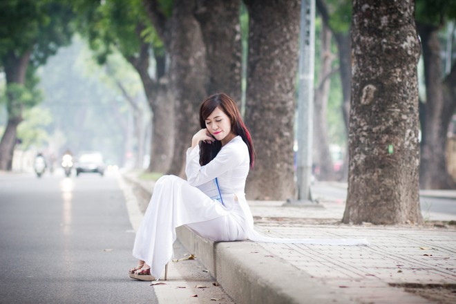 Mai Thỏ cho biết cô chụp bộ ảnh này nhân dịp ngày Nhà giáo Việt Nam 20/11 để nhớ về những kỷ niệm khi còn đang ngồi trên ghế nhà trường