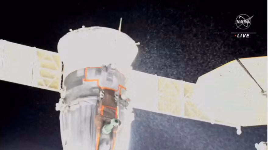 Hình ảnh cho thấy sự cố rò rỉ khoang vũ trụ Soyuz MS-22 trên ISS. (Ảnh: NASA) Hình ảnh cho thấy sự cố rò rỉ khoang vũ trụ Soyuz MS-22 trên ISS. (Ảnh: NASA)