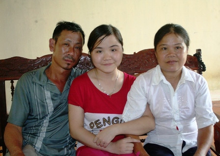 Nghị lực của cô thủ khoa nghèo ảnh 1