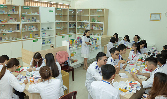 Có một Nhà thuốc ngay trong… trường Đại học ảnh 2