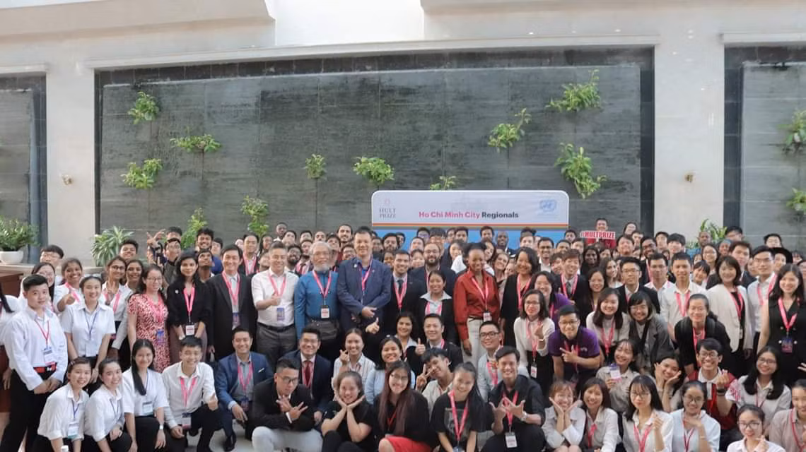 ĐH Duy Tân nằm trong Top 7 HULT Prize Khu vực Đông Nam Á 2019 ảnh 2