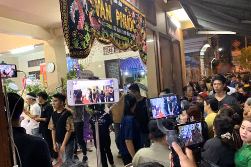Người làm nội dung YouTube đang 'câu view' bất chấp ảnh 2