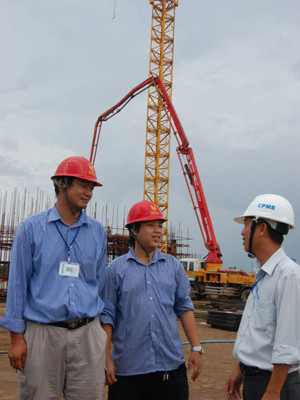 Cụm công nghiệp khí-điện-đạm đem lại nhiều thay đổi cho Cà Mau . Ảnh: Đỗ Nam Thắng Cụm công nghiệp khí-điện-đạm đem lại nhiều thay đổi cho Cà Mau