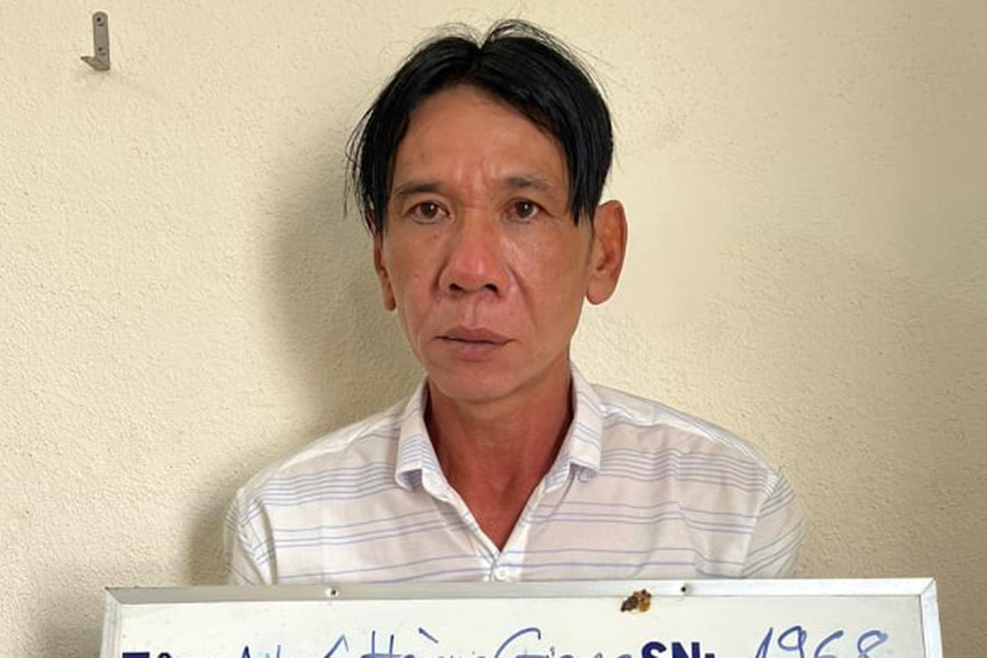 Ngô Hoàng Giang tại cơ quan Công an. Ngô Hoàng Giang tại cơ quan Công an.