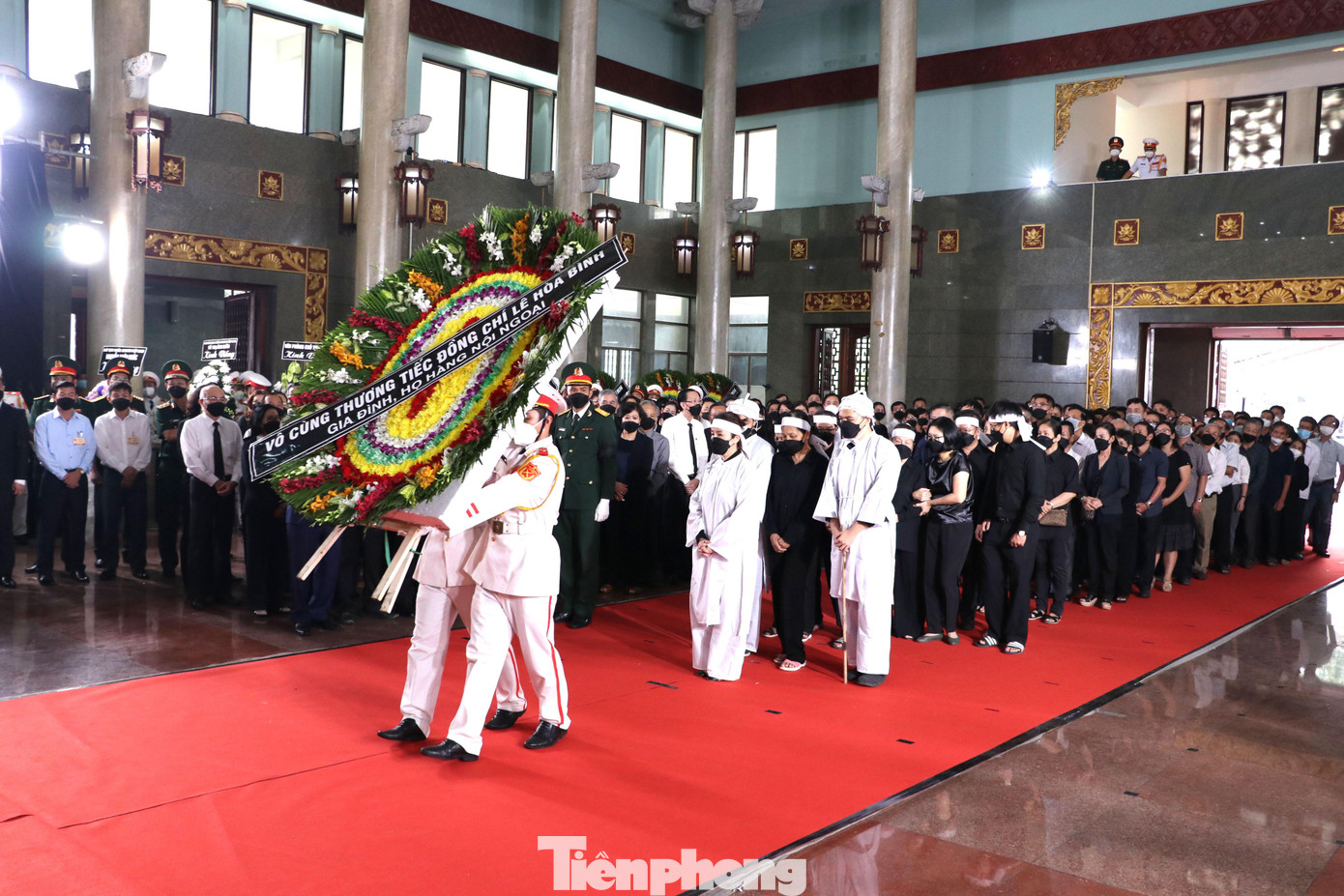 Ban Tổ chức lễ tang Phó Chủ tịch thường trực Lê Hòa Bình gồm 15 người. Ông Phan Văn Mãi - Ủy viên Ban Chấp hành Trung ương Đảng, Phó Bí thư Thường trực Thành ủy, Chủ tịch UBND TPHCM làm Trưởng ban lễ tang.