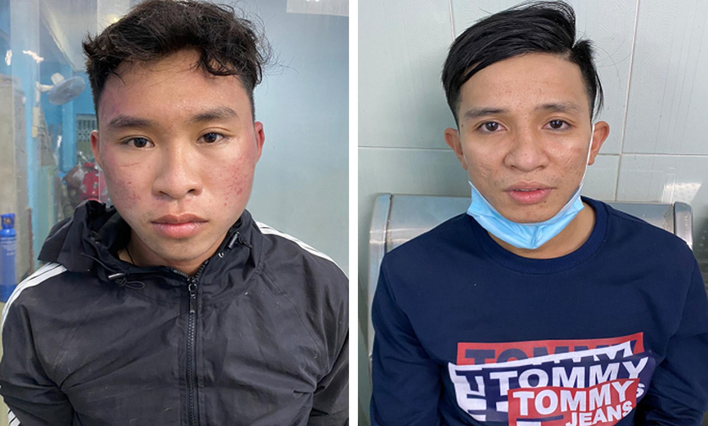 Hai nghi phạm tại công an. Hai nghi phạm tại công an.