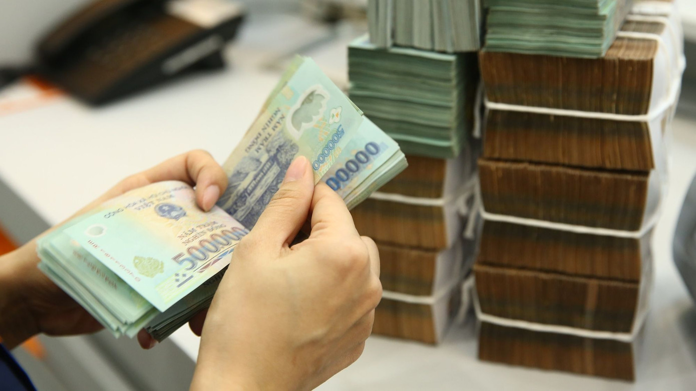 Căn cứ vào các cấp độ thành tích của cán bộ, công chức để xem xét tăng lương trước thời hạn (Ảnh minh họa) Căn cứ vào các cấp độ thành tích của cán bộ, công chức để xem xét tăng lương trước thời hạn (Ảnh minh họa)