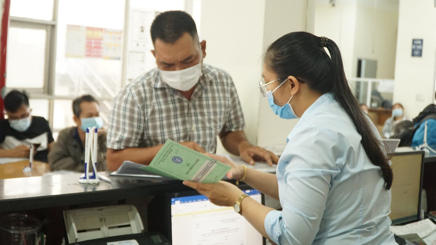 Thủ tướng chỉ đạo các đơn vị quan tâm hỗ trợ người lao động, đảm bảo các chế độ dịp Tết.