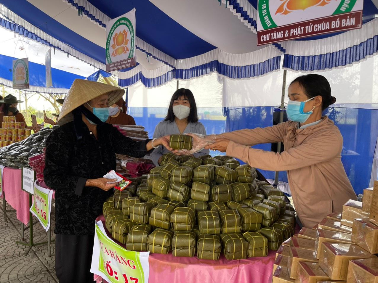 Ấm áp phiên chợ 0 đồng ở xã Triệu Độ. Ấm áp phiên chợ 0 đồng ở xã Triệu Độ.