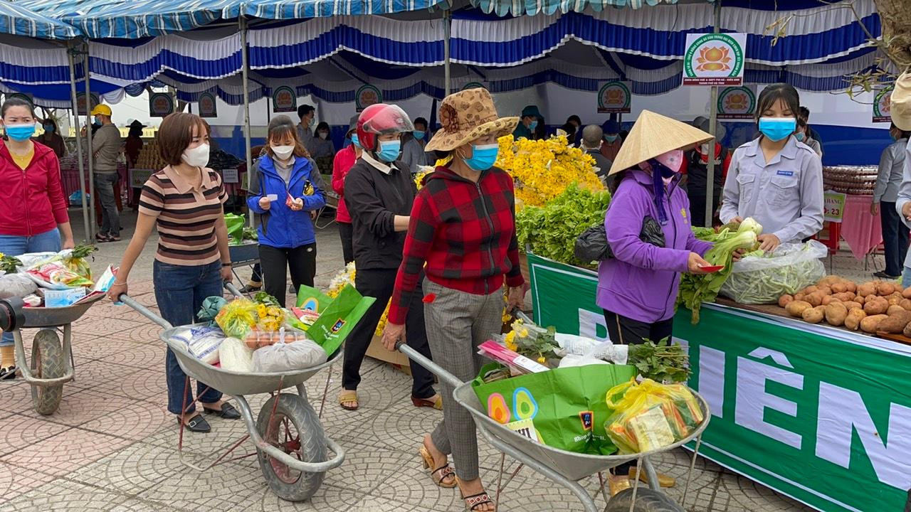 Phiên chợ 0 đồng ở xã Triệu Đại. Phiên chợ 0 đồng ở xã Triệu Đại.